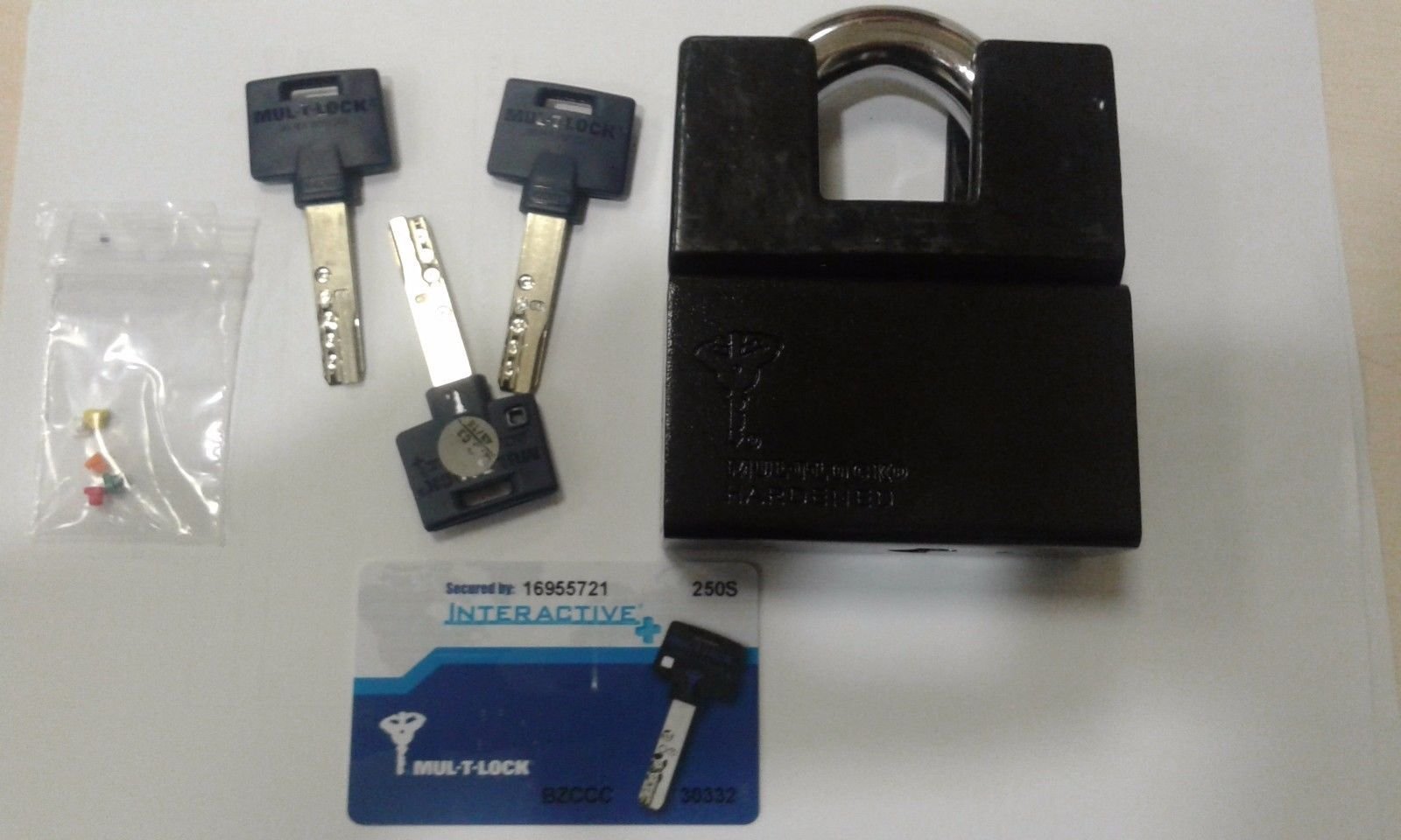 Amazon | Mul-t-lock 南京錠16mm:(セキュリティ区分:レベル5 EN 12320